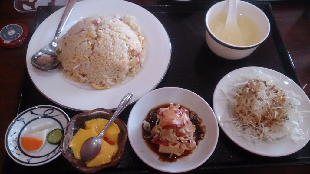華縁日替わり玉子チャーハン定食