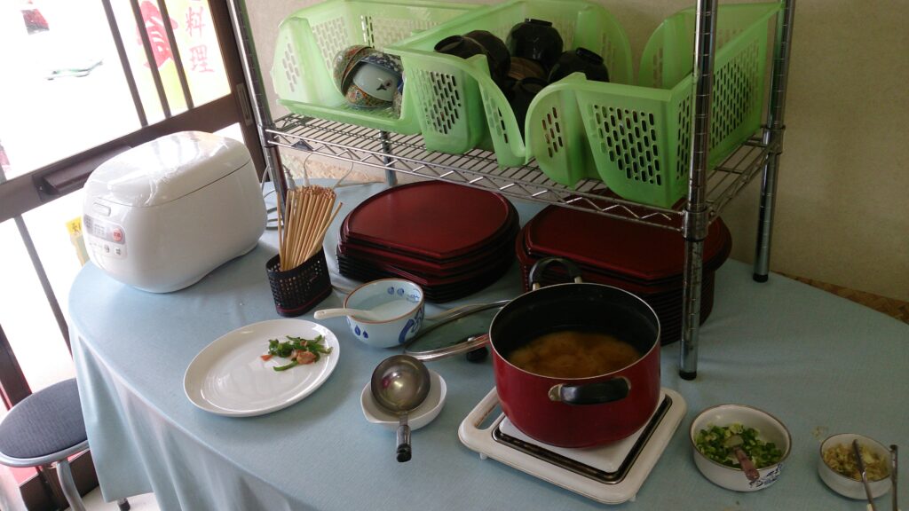 野の花庵ご飯味噌汁