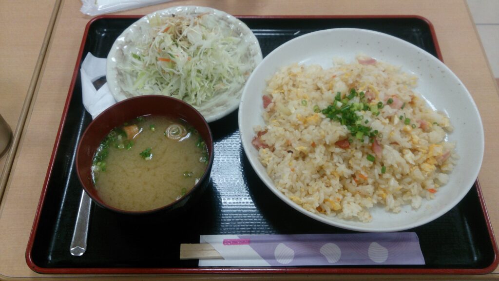 エプロンママチャーハン