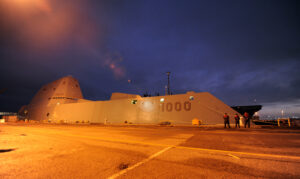 161007-N-MV682-012